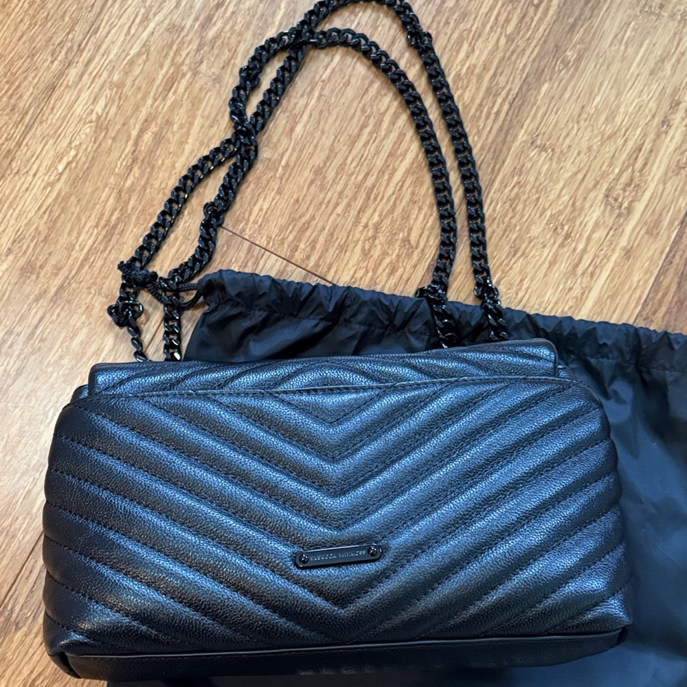 Rebecca Minkoff Edie Flap Black Chevron Shoulder Bag - Picture 2 of 6
